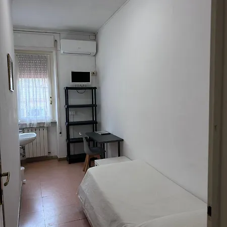 Ely Ξενοδοχείο