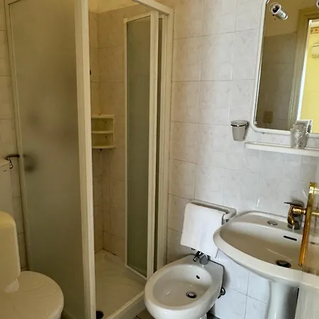 Ely Ξενοδοχείο