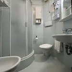 Ely Готель